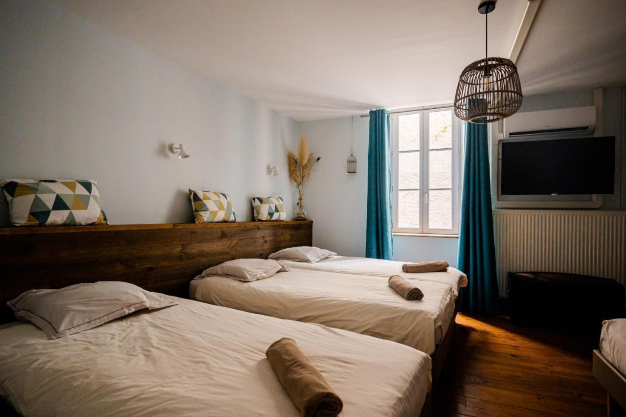 Gite Le Pied Du Geant - Local Securise Pour Les Velos Tournon-sur-Rhone Exterior foto