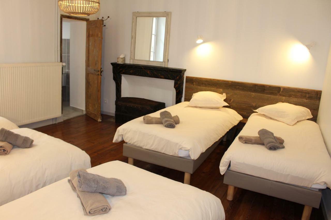 Gite Le Pied Du Geant - Local Securise Pour Les Velos Tournon-sur-Rhone Exterior foto