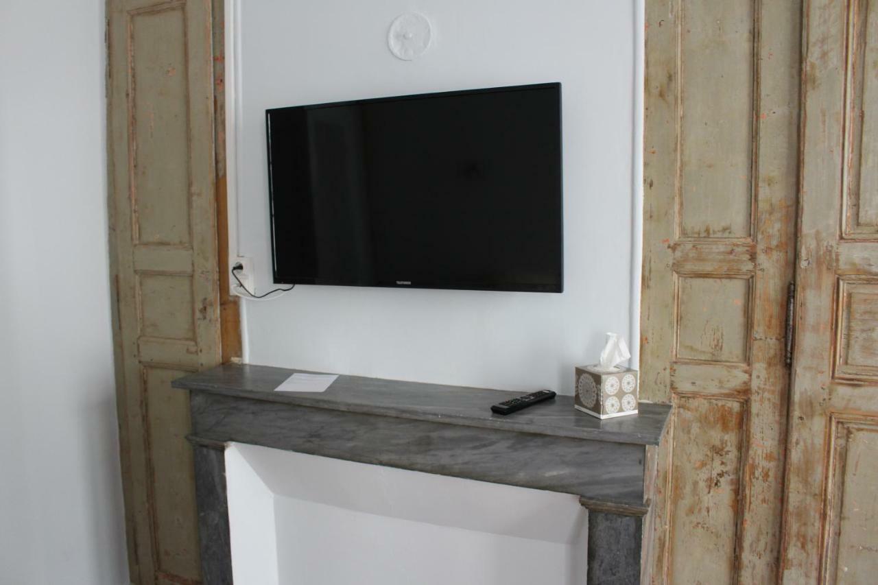 Gite Le Pied Du Geant - Local Securise Pour Les Velos Tournon-sur-Rhone Exterior foto
